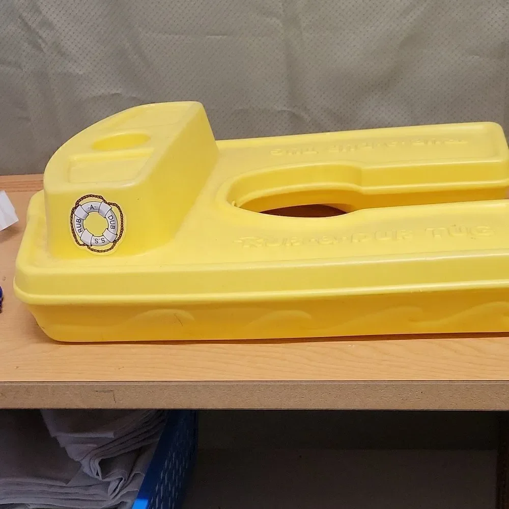 Ideal 1975‎ Rub A Dub dolly Tugboat Shower 1970s Mattel dolls